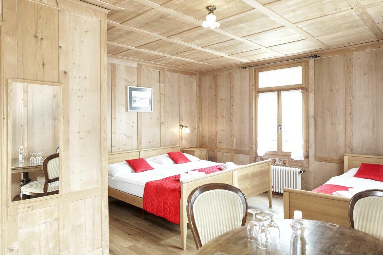 Hotel Kurhaus 플루흘리 외부 사진